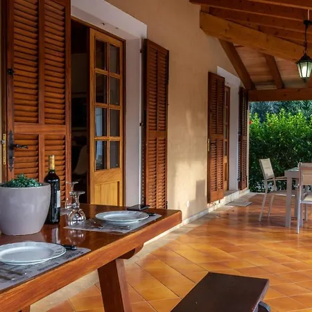 Villa Sleeps 6 With Pool Air Con And Wifi Pollença