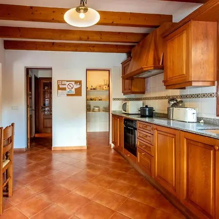 Sleeps 6 With Pool Air Con And Wifi Villa Pollença