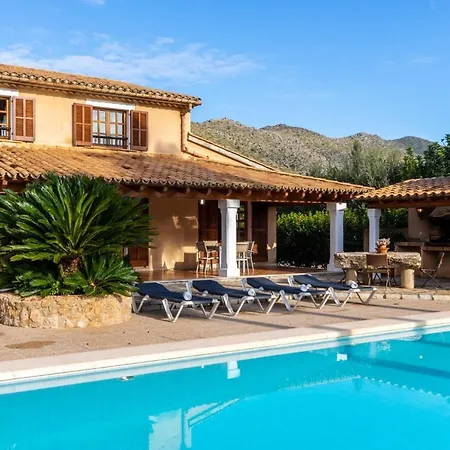 Villa Sleeps 6 With Pool Air Con And Wifi Pollença